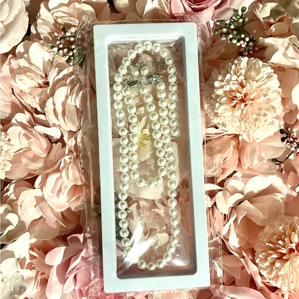 FreshWater Pearl Set w/ 925 Silver